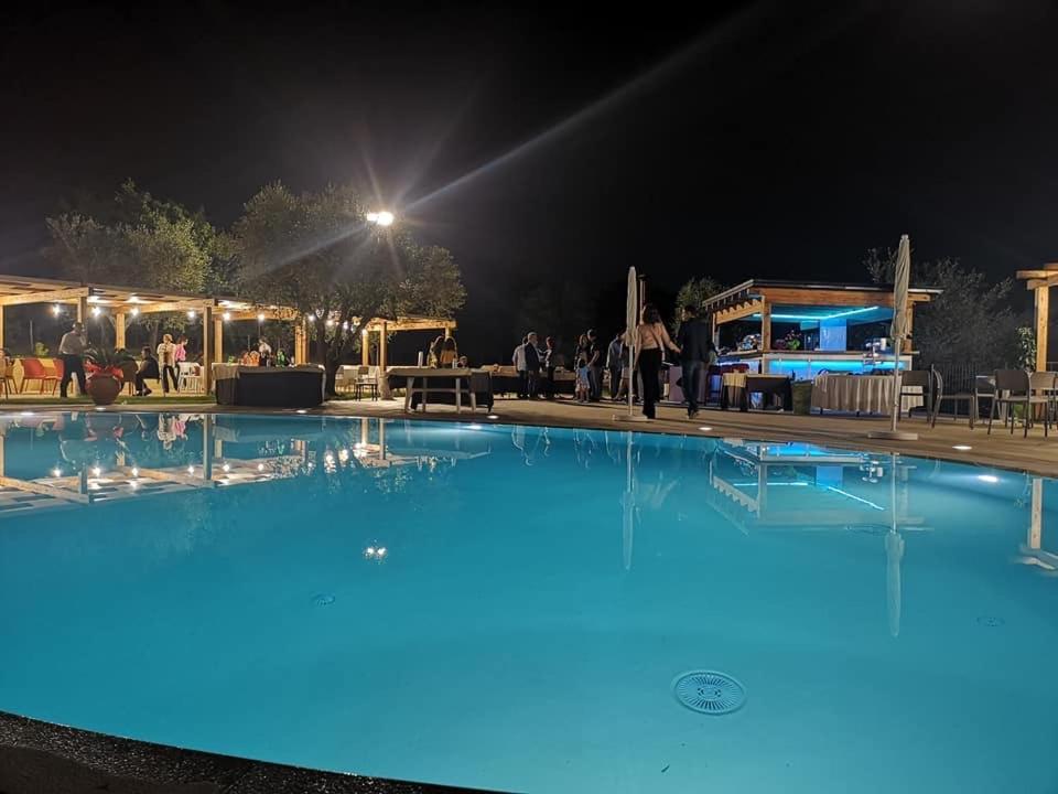 Agriturismo Il Castagneto Padula Eksteriør bilde