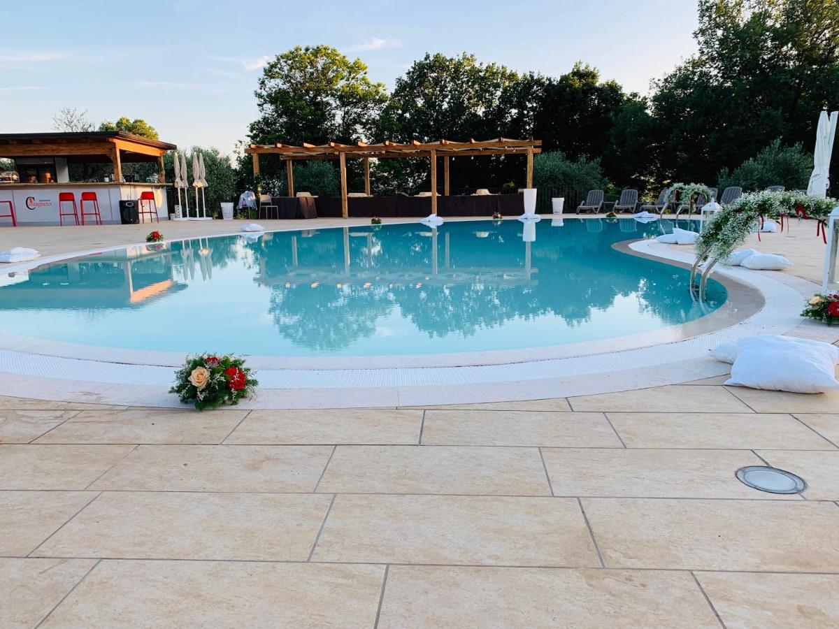 Agriturismo Il Castagneto Padula Eksteriør bilde