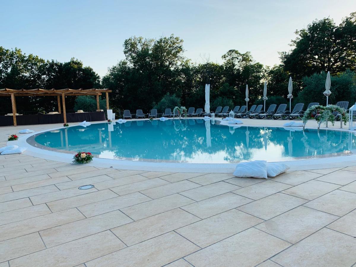 Agriturismo Il Castagneto Padula Eksteriør bilde