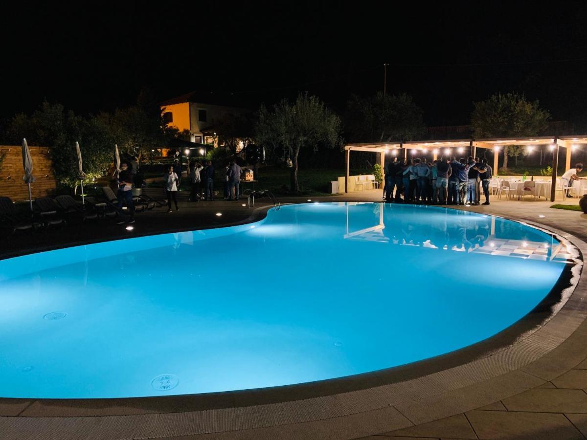 Agriturismo Il Castagneto Padula Eksteriør bilde