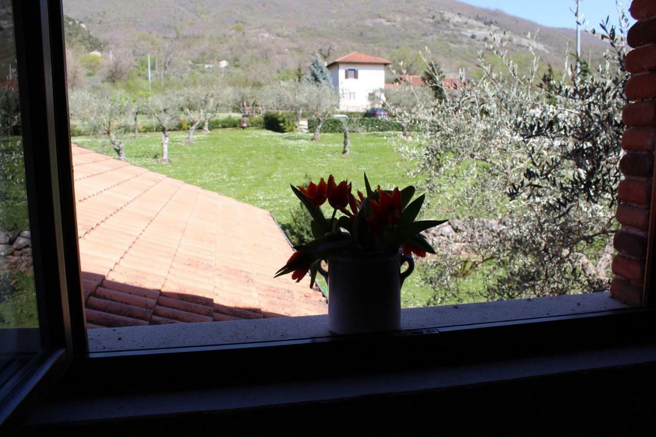 Agriturismo Il Castagneto Padula Eksteriør bilde