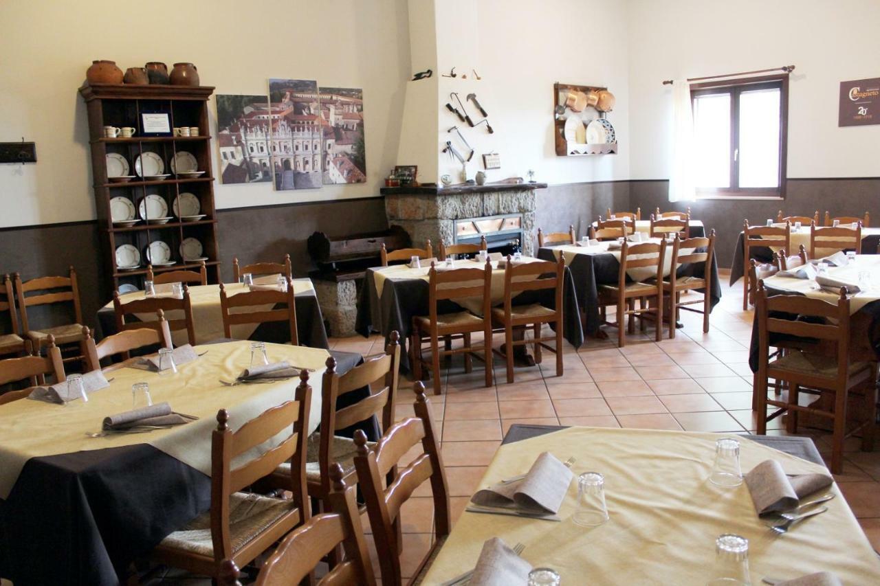 Agriturismo Il Castagneto Padula Eksteriør bilde