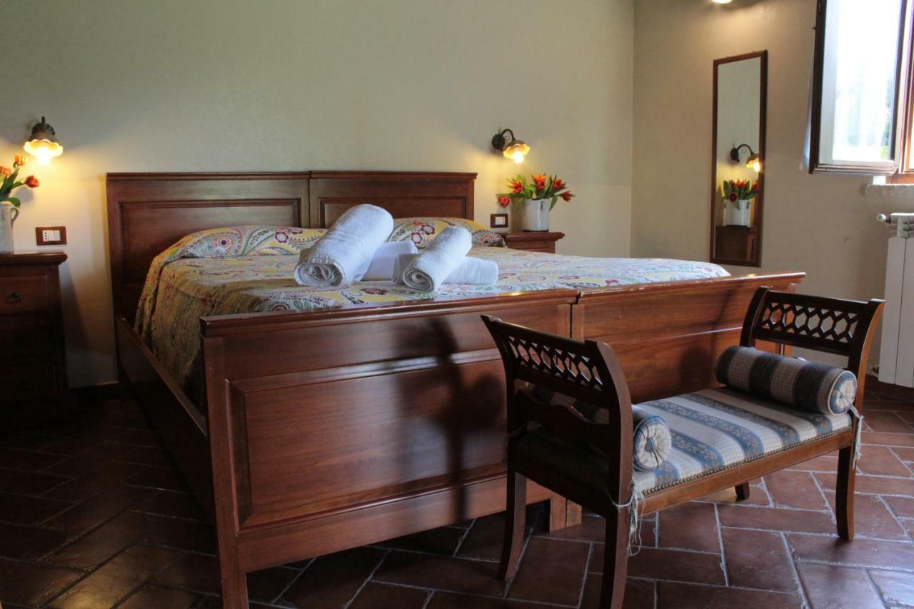Agriturismo Il Castagneto Padula Eksteriør bilde