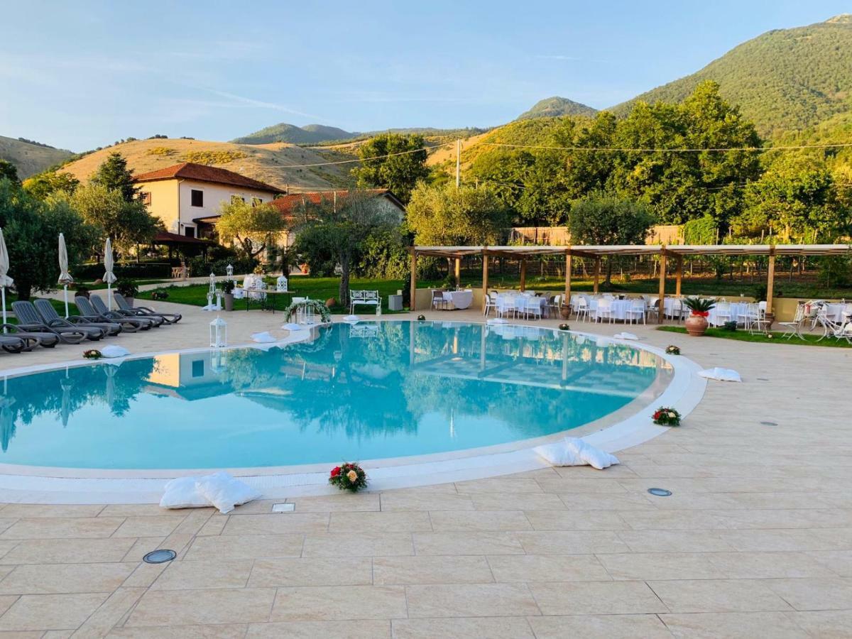 Agriturismo Il Castagneto Padula Eksteriør bilde